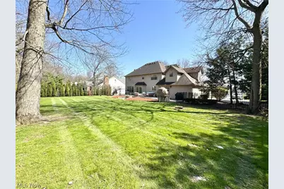 5840 Rosewood Drive, Youngstown, OH 44512 - Photo 5