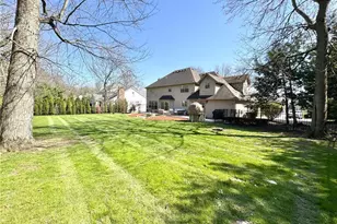 5840 Rosewood Dr, Youngstown, OH 44512 - Photo 5