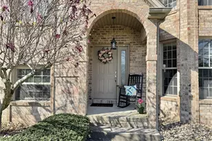 5840 Rosewood Dr, Youngstown, OH 44512 - Photo 3