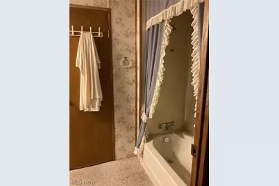 3812 Mahoning Road NE, Canton, OH 44705 - Photo 13