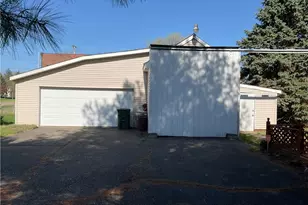 3812 Mahoning Rd NE, Canton, OH 44705 - Photo 7