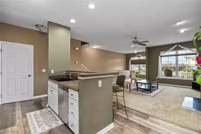 224 E Marina, Lorain, OH 44052 - Photo 9