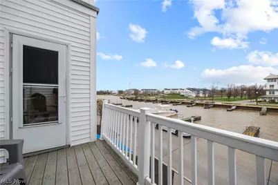 224 E Marina, Lorain, OH 44052 - Photo 15