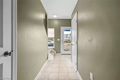 224 E Marina, Lorain, OH 44052 - Photo 31