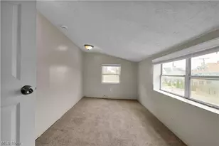 1476 W 107th St, Loveland, OH 44102 - Photo 27