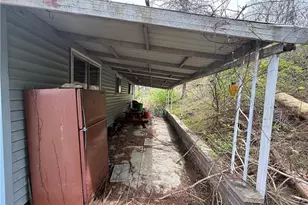 57212 Westlawn Ave, Martins Ferry, OH 43935 - Photo 7