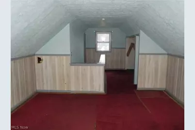 2456 E 37th Street, Lorain, OH 44055 - Photo 9