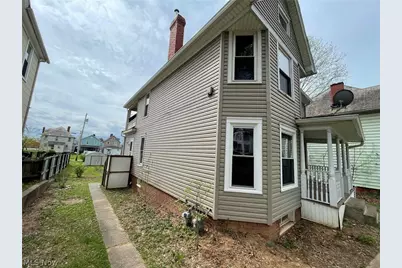 228-230 Oakwood Avenue, Marietta, OH 45750 - Photo 3