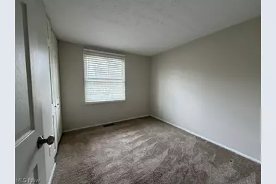 2324 Birch Trace, Austintown, OH 44515 - Photo 23