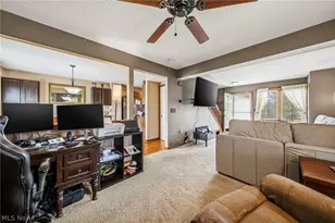 1846 Hobbits Way, Brunswick, OH 44212 - Photo 7