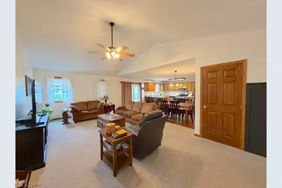 163 Bob Ed Harris Avenue SW, New Philadelphia, OH 44663 - Photo 3