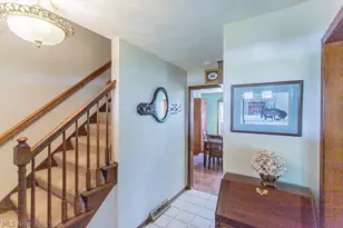 733 Squirrel Hill Ct, Boardman, OH 44512 - Photo 9