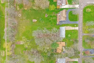 553 McNeil Dr, Sagamore Hills, OH 44067 - Photo 33