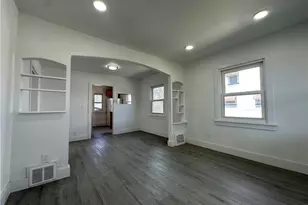 5040 E 88th St, Garfield Heights, OH 44125 - Photo 9