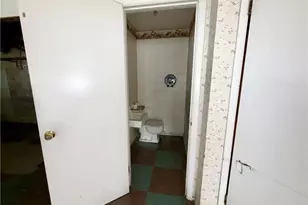 805 Denman Ave, Coshocton, OH 43812 - Photo 25