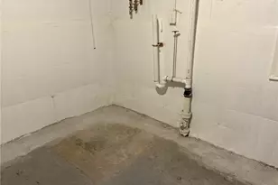 1859 Goleta Ave, Youngstown, OH 44504 - Photo 17