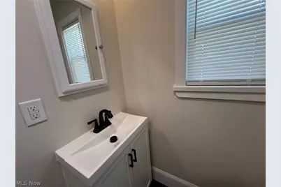 1395 Goodyear Boulevard, Akron, OH 44305 - Photo 25