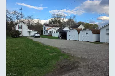 342 N Bridge Street, Newcomerstown, OH 43832 - Photo 5