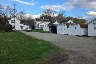 342 N Bridge St, Newcomerstown, OH 43832 - Photo 5