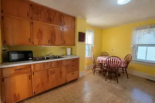 342 N Bridge St, Newcomerstown, OH 43832 - Photo 13