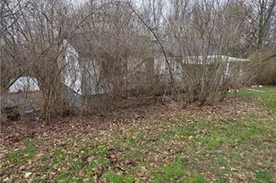 2031 Pickering St, East Liverpool, OH 43920 - Photo 11