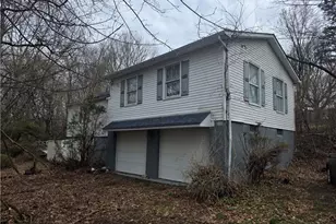 2031 Pickering St, East Liverpool, OH 43920 - Photo 3