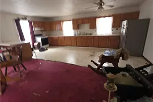 2031 Pickering St, East Liverpool, OH 43920 - Photo 17