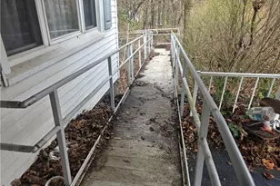 2031 Pickering St, East Liverpool, OH 43920 - Photo 7