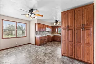 68710 Blaine Chermont Rd, Bridgeport, OH 43912 - Photo 11