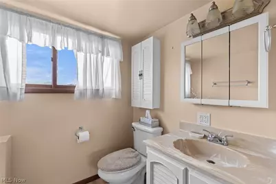 68710 Blaine Chermont Road, Bridgeport, OH 43912 - Photo 25