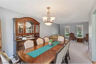 14784 Stone Creek Oval, Strongsville, OH 44149 - Photo 9