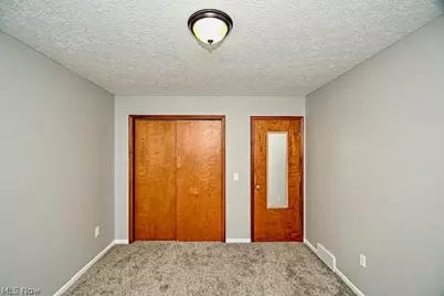 2391 Libra Circle SW, Canton, OH 44706 - Photo 15