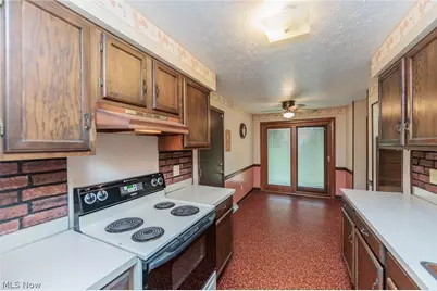 20598 Homestead Park Drive, Strongsville, OH 44149 - Photo 7