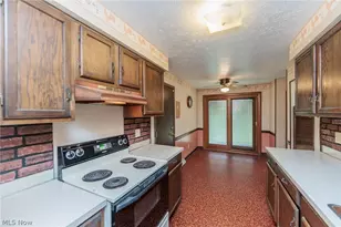 20598 Homestead Park Dr, Strongsville, OH 44149 - Photo 7