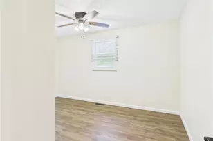 254 Suzanne St, Washington, WV 26181 - Photo 21