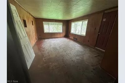 46131 Mort Drive, East Liverpool, OH 43920 - Photo 5