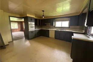 46131 Mort Dr, East Liverpool, OH 43920 - Photo 3