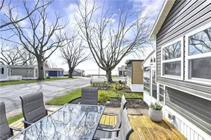 8696 Bayshore Rd, Lakeside Marblehead, OH 43440 - Photo 5