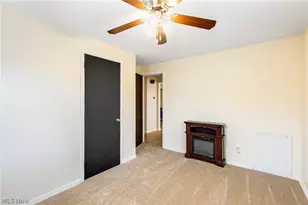 2700 Christine Ln, Youngstown, OH 44511 - Photo 33