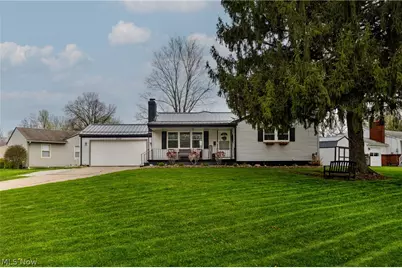 2700 Christine Lane, Youngstown, OH 44511 - Photo 3