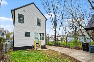 2911 E 102nd St, Loveland, OH 44104 - Photo 3