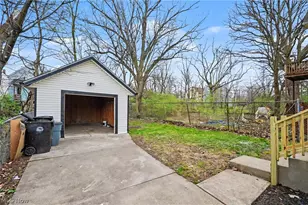 2911 E 102nd St, Loveland, OH 44104 - Photo 5