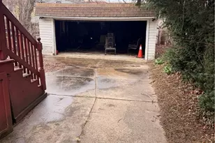 658 E 115th St, Loveland, OH 44108 - Photo 5