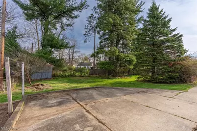 263 Everhard Road SW, North Canton, OH 44709 - Photo 5
