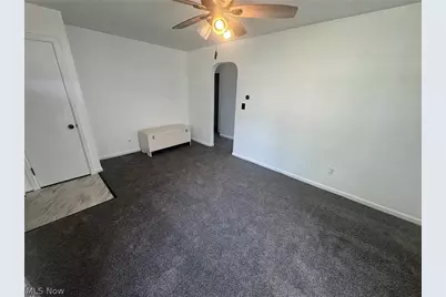 3864 Louise Street, Mogadore, OH 44260 - Photo 7