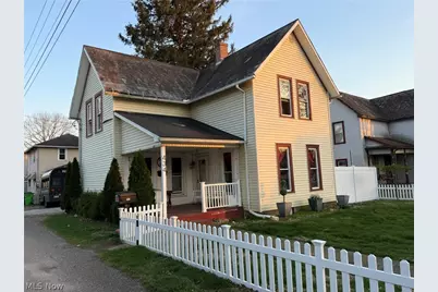 434 E 4th Street, Dover, OH 44622 - Photo 1
