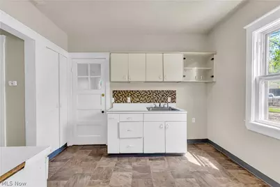 8517 Rosewood Avenue #1/DN, Loveland, OH 44105 - Photo 11