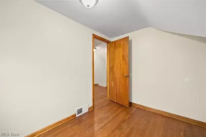 5254 Clinton Avenue, Lorain, OH 44055 - Photo 29