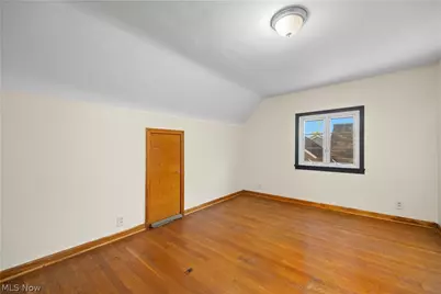 5254 Clinton Avenue, Lorain, OH 44055 - Photo 25