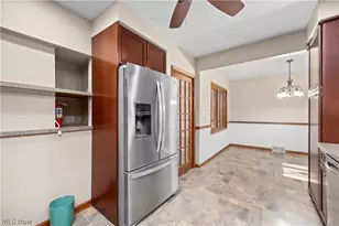 5254 Clinton Ave, Lorain, OH 44055 - Photo 11
